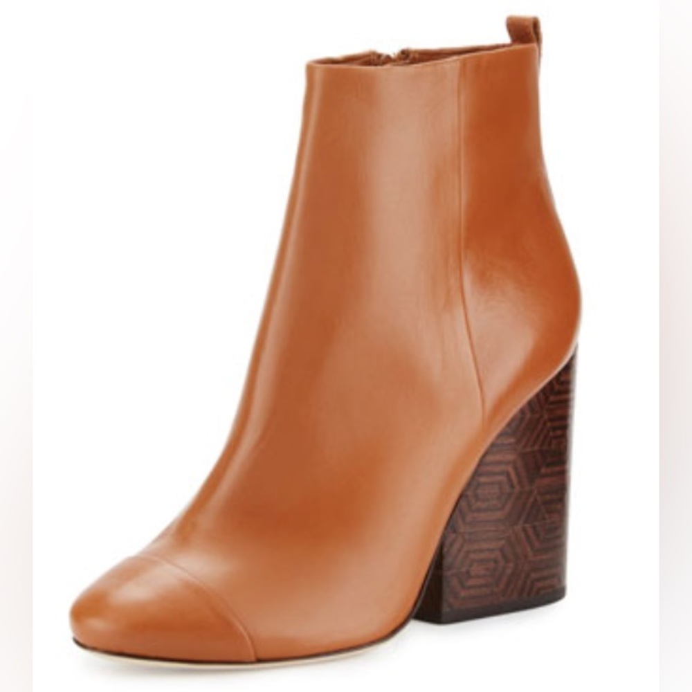 [Brand New] Tory Burch Grove Leather 100mm Block-Heel Bootie, Royal Tan. Size 8